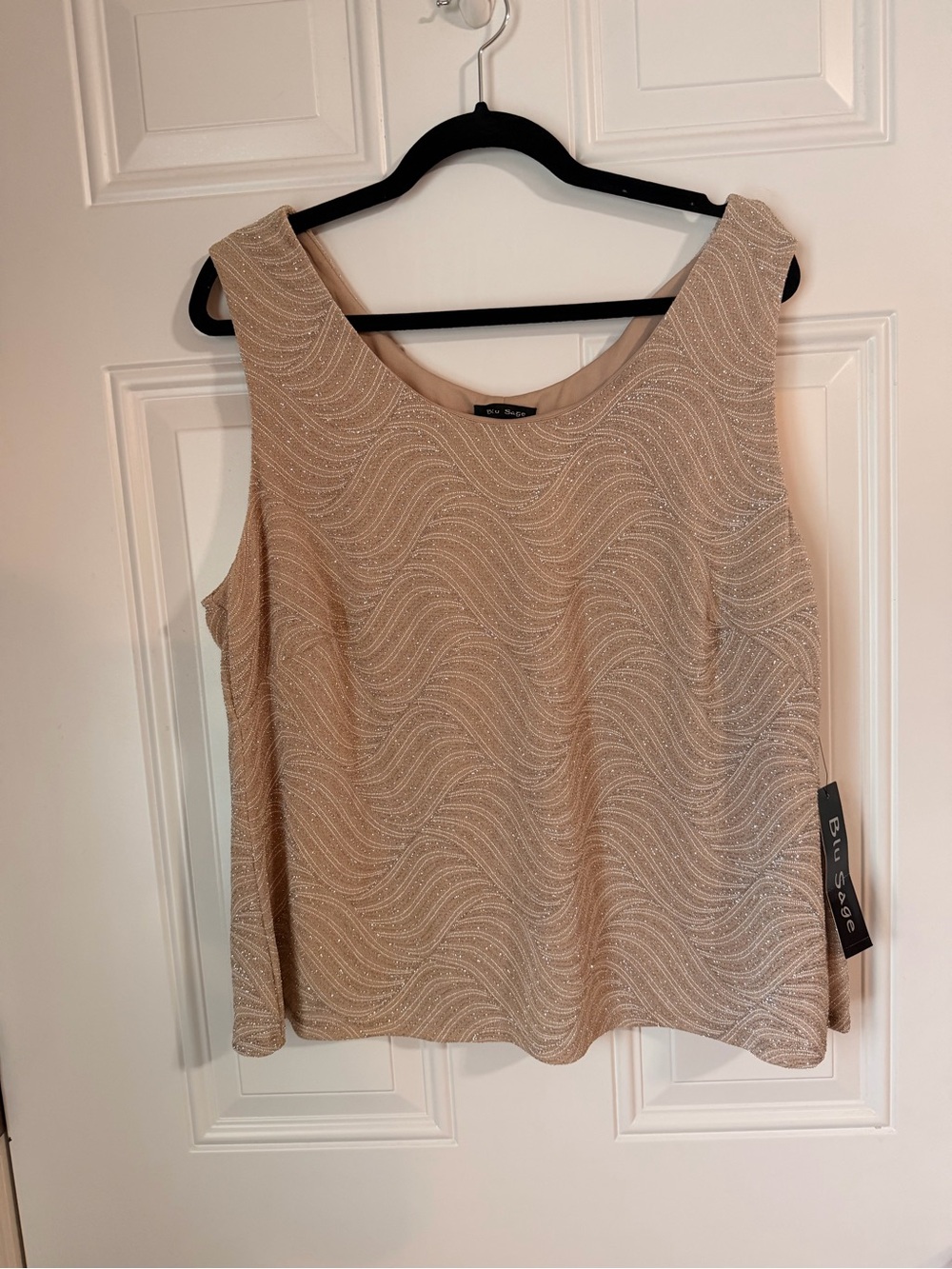 Blu Sage Shimmery Wave Knit Camisole in Champagne